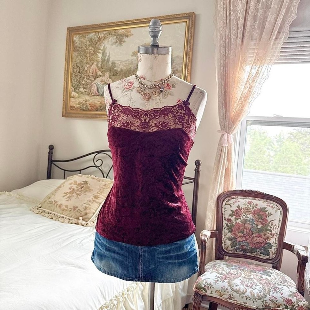 Velvet lace cami Y2K burgundy velvet cami Avon size large - Picture 2 of 5